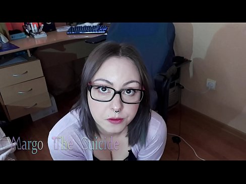 ❤️ 안경을 쓴 섹시한 여자가 카메라에 딜도를 빤다. ❤❌ 아름다운 포르노 ko.milf-nut-net.ru에서 ️❤